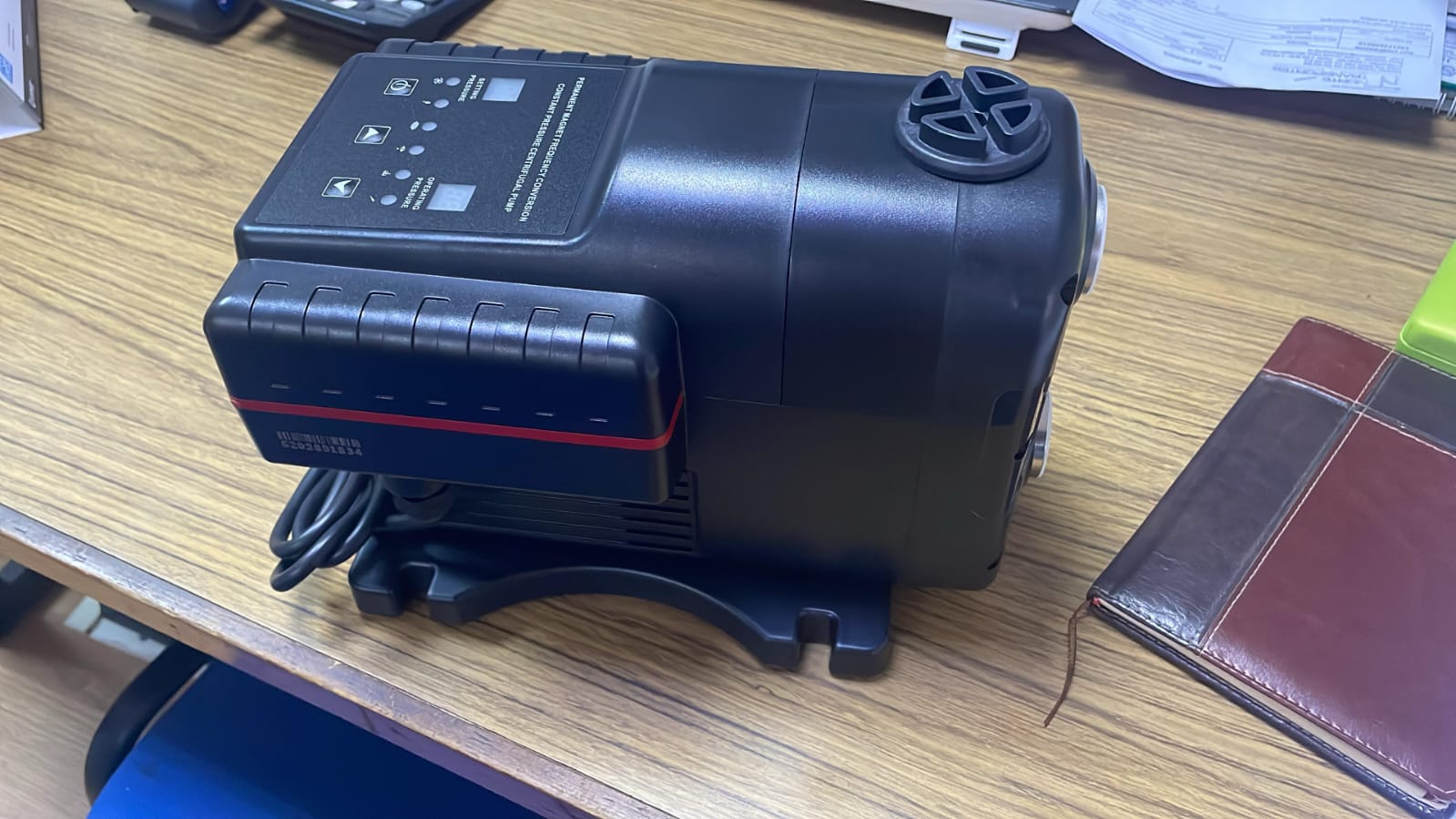 Bomba inteligente con variador de velocidad ZEN 0.75 HP (SCA 2-30) - Imagen 2