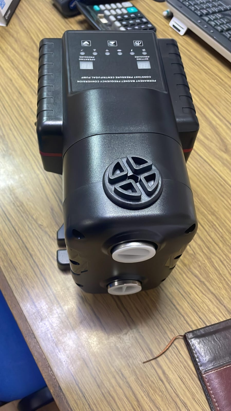 Bomba inteligente con variador de velocidad ZEN 0.75 HP (SCA 2-30) - Imagen 3